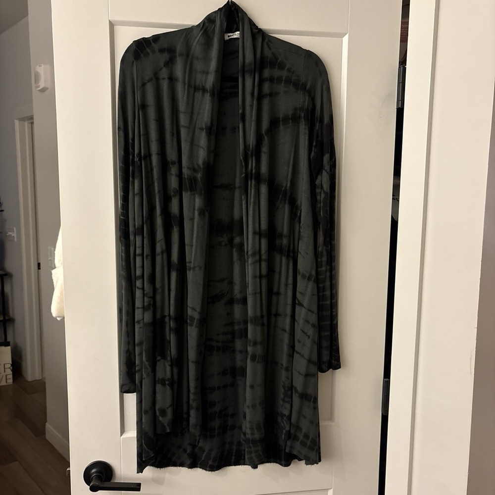 Black Tie-Dye Open Cardigan